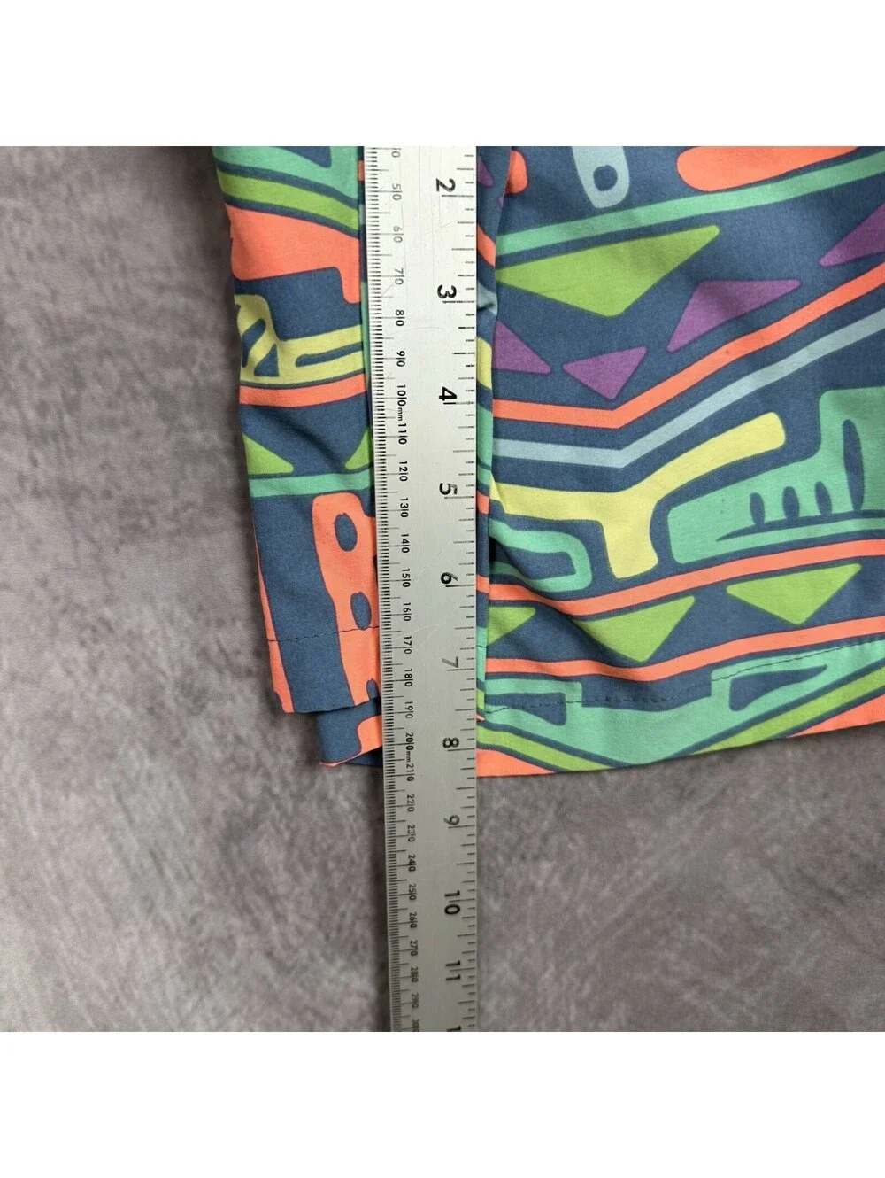 Chubbies Shorts Men L Geometric Print Swim Trunks Board